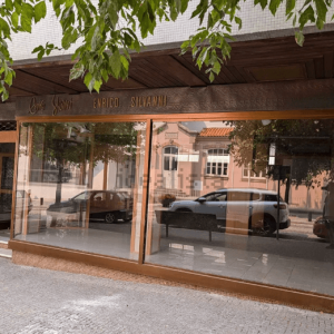 Espaço comercial - Rua Colégio